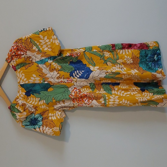 FARM Rio Short Sleeved Floral Dress Medium - Picture 3 of 11